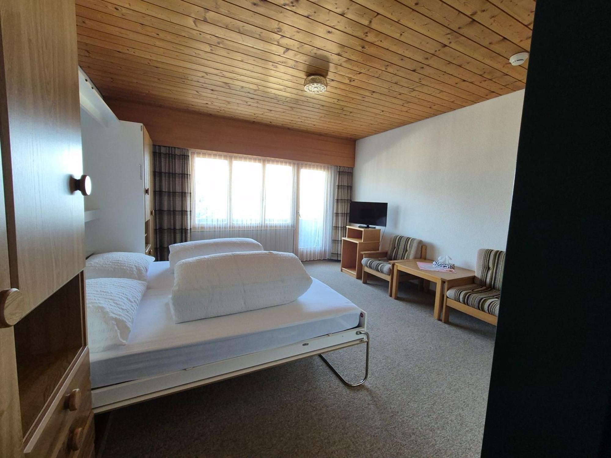 Aparthotel Edy Bruggmann Ag Flumserberg Room photo